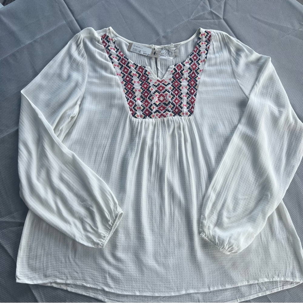 Ariat White and Red Relaxed Embroidered Blouse